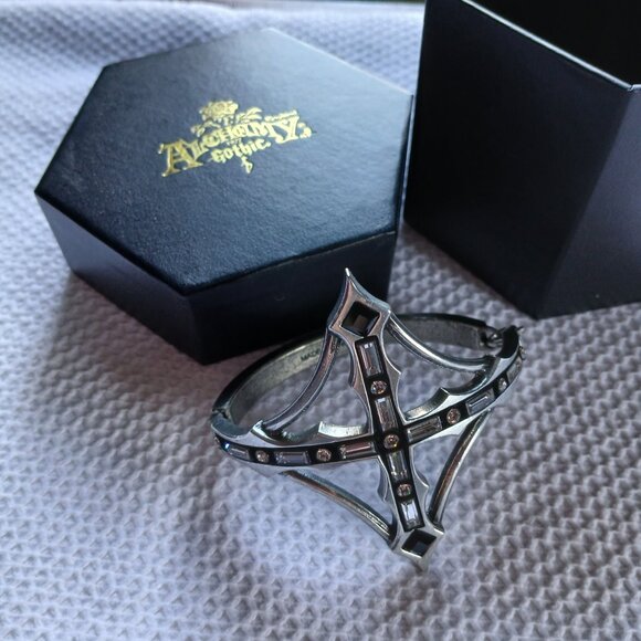 Alchemy Gothic Cross Bracelet Vampire Darkcore Halloween - Picture 2 of 8